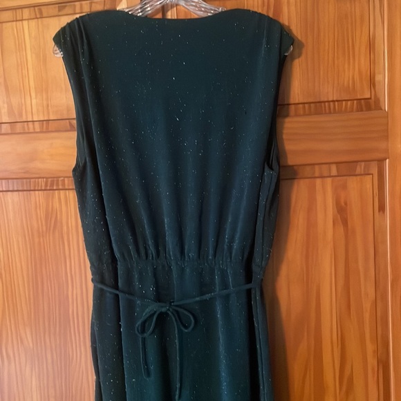 Green jumpsuit - Picture 5 of 6